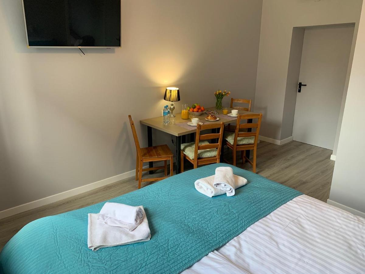 Jasna Hotelik Self Check-In Varşova Dış mekan fotoğraf