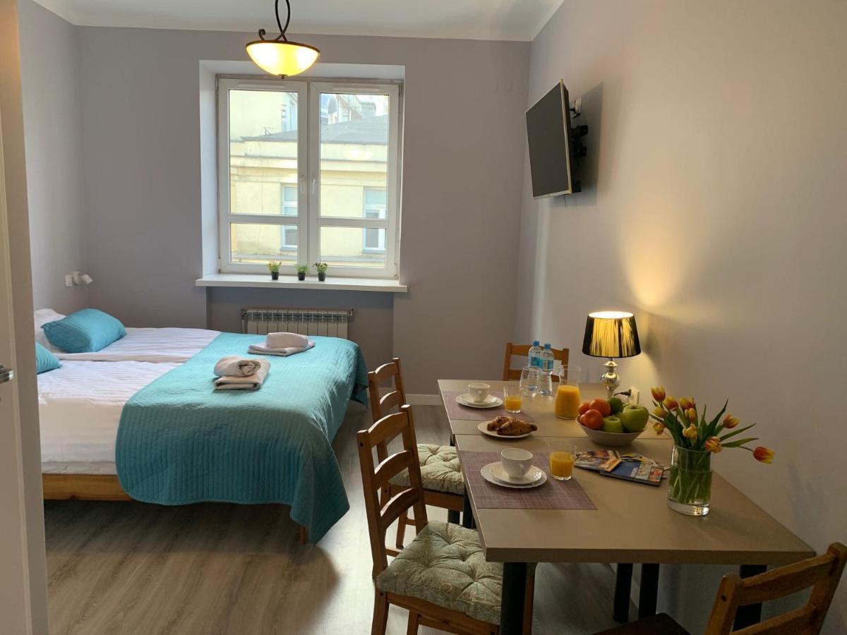 Jasna Hotelik Self Check-In Varşova Dış mekan fotoğraf