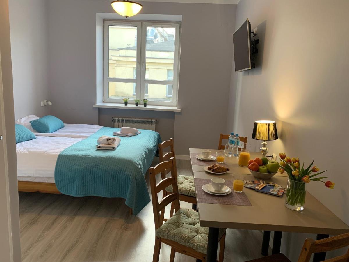 Jasna Hotelik Self Check-In Varşova Dış mekan fotoğraf